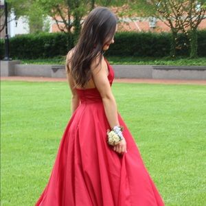 Red Sherri Hill 2018 Satin Prom Dress